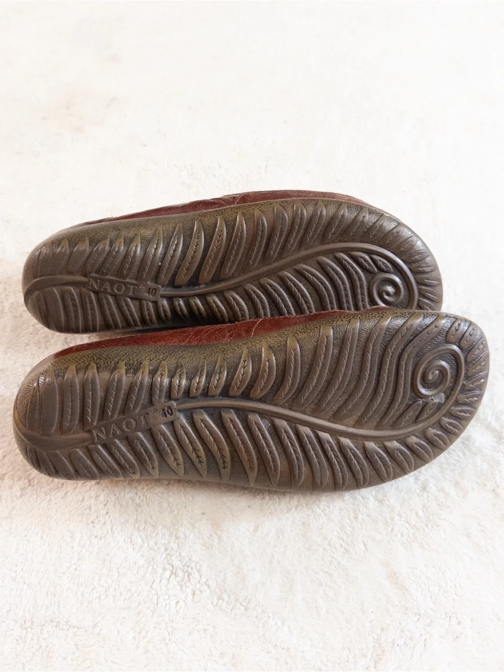 Naot Brown Leather Mary Jane Shoes Women’s Size 40 US 9/9.5 Comfort Flats
